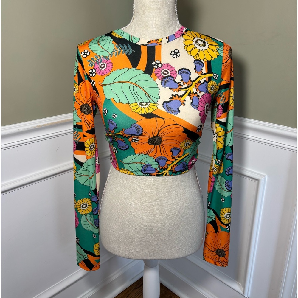 Bershka Floral Retro Print Long-Sleeve Crop Top Sz. s